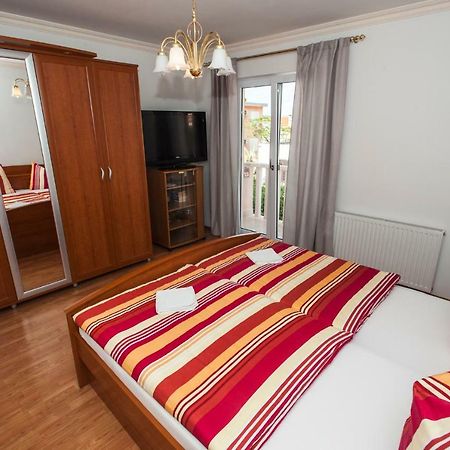 House Bacak - Apartment & Wellness-Studio Baška Voda Extérieur photo