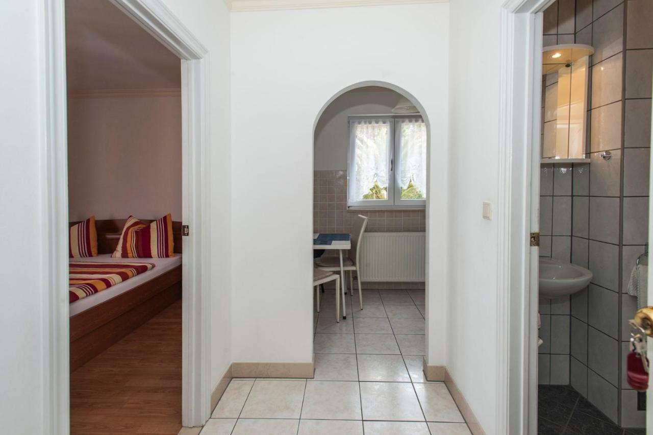 House Bacak - Apartment & Wellness-Studio Baška Voda Extérieur photo
