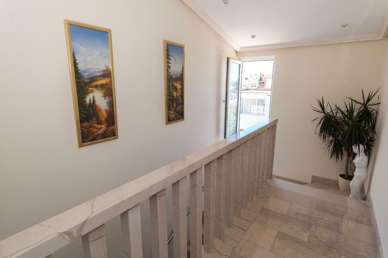 House Bacak - Apartment & Wellness-Studio Baška Voda Extérieur photo